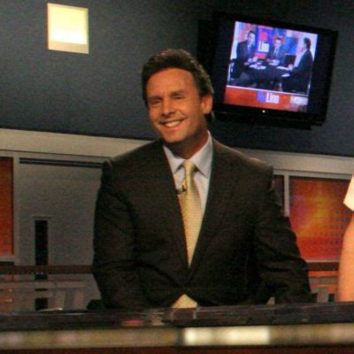 Karl Ravech Had A Blissful Married Life