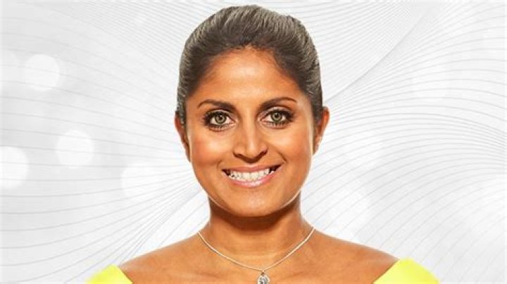 Karthi Gnanasegaram- Bio, Age, Net Worth, Boyfriend, Dating, Career