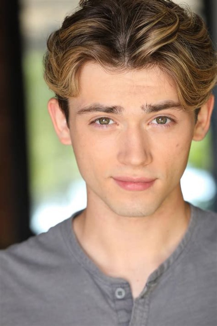 Keidrich Sellati- Net Worth, Bio, Age, Girlfriend, Height, Ethnicity, Career