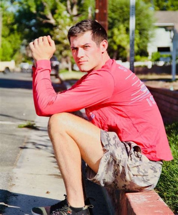 Kellan Rhude- Wiki, Age, Height, Net Worth, Girlfriend, Ethnicity