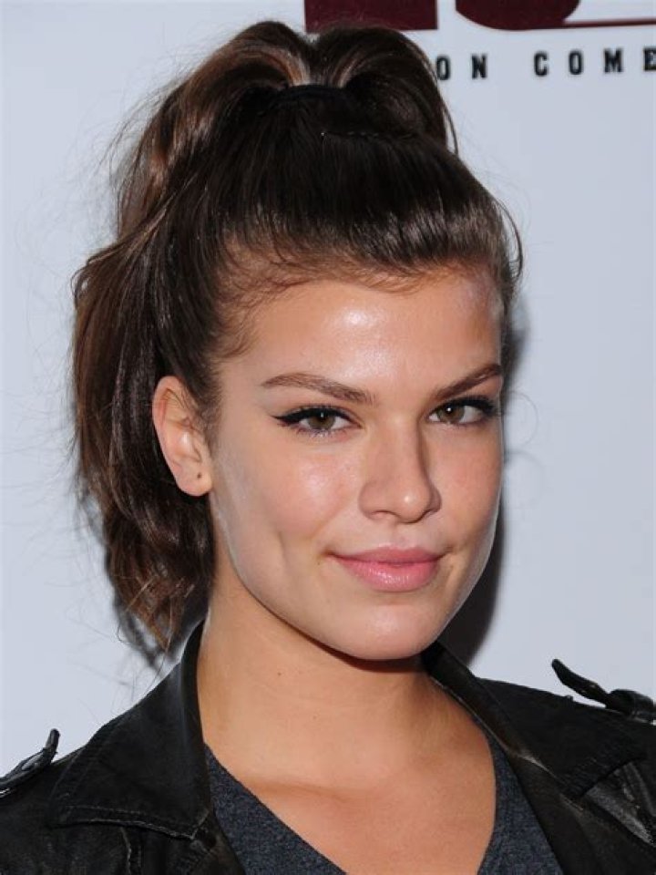 Kelley Missal- Wiki, Age, Height, Net Worth, Boyfriend, Ethnicity