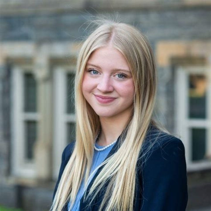 Kelly Grace Richardson- Net worth, Bio, Age, Height, Boyfriend, Ethnicity, Career