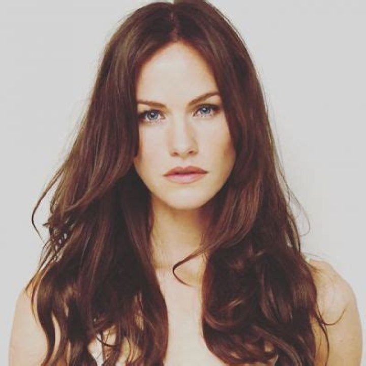 Kelly Overtone- Bio, Age, Height, Net Worth, Husband, Marriage