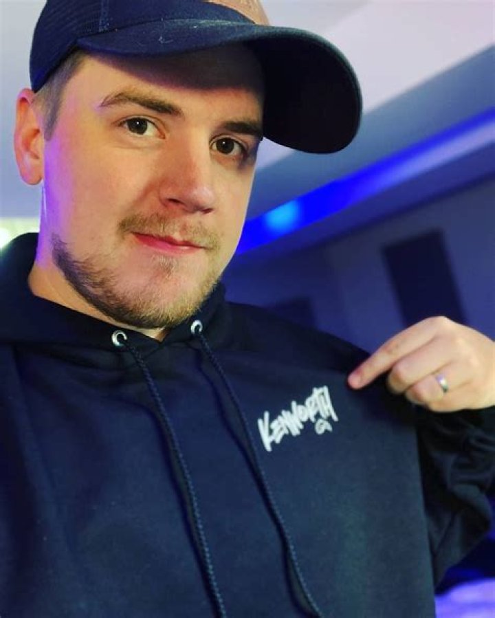 Kenny Pygott- Bio, Age, Net Worth, Girlfriend, Dating, Height