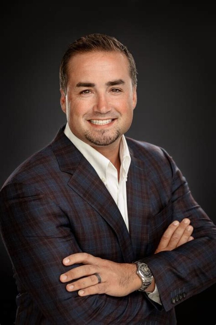 Kevin Jones- Wiki, Age, Height, Wife, Net Worth, Ethnicity, Career