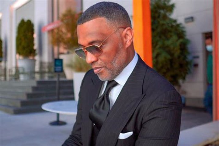 Kevin Samuels- Net Worth, Bio, Age, Nationality, Wife, Height, Career