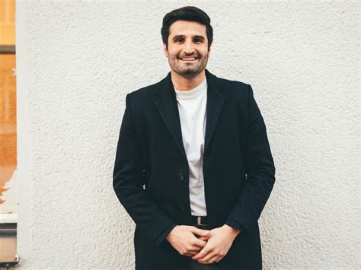 Kian Niroomand- Wiki, Age, Height, Net Worth, Wife, Ethnicity