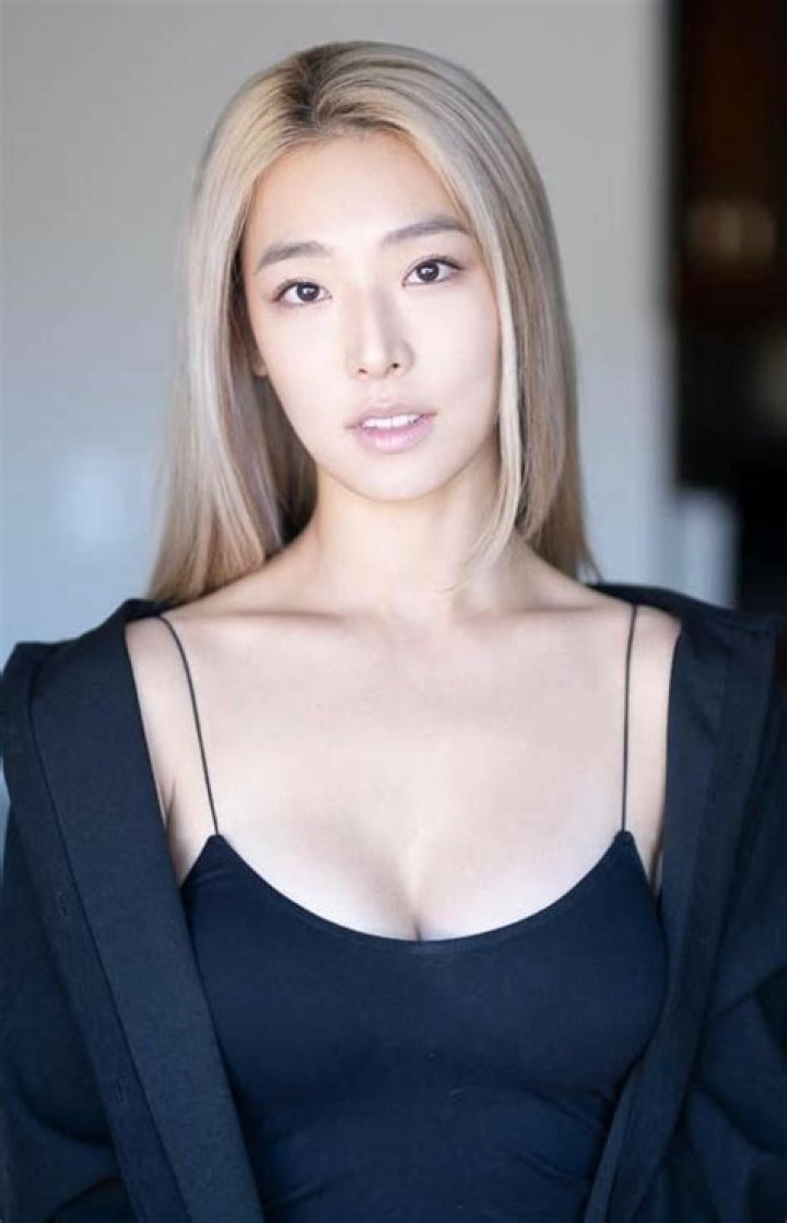 Kiirstin Leigh- Age, Boyfriend, Height, Net Worth, Career, Nationality