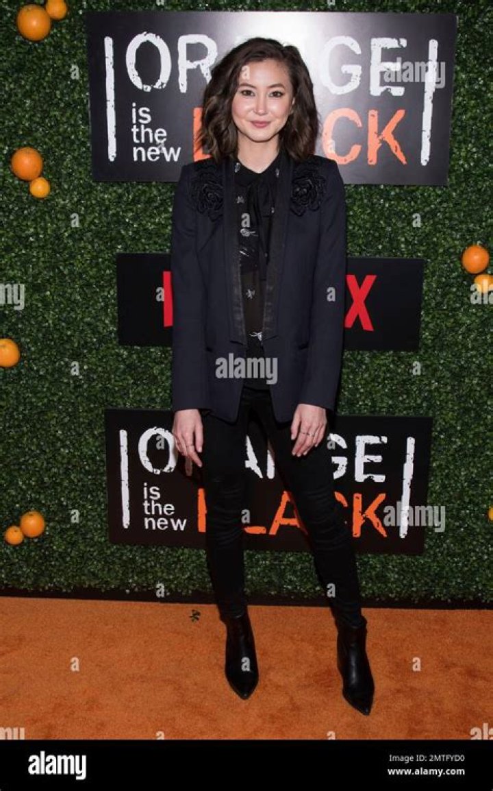 Kimiko Glenn- Net Worth, Age, Boyfriend, Ethnicity, Height