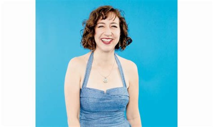Kristen Schaal- Bio, Wiki, Age, Height, Net Worth, Relationship, Career