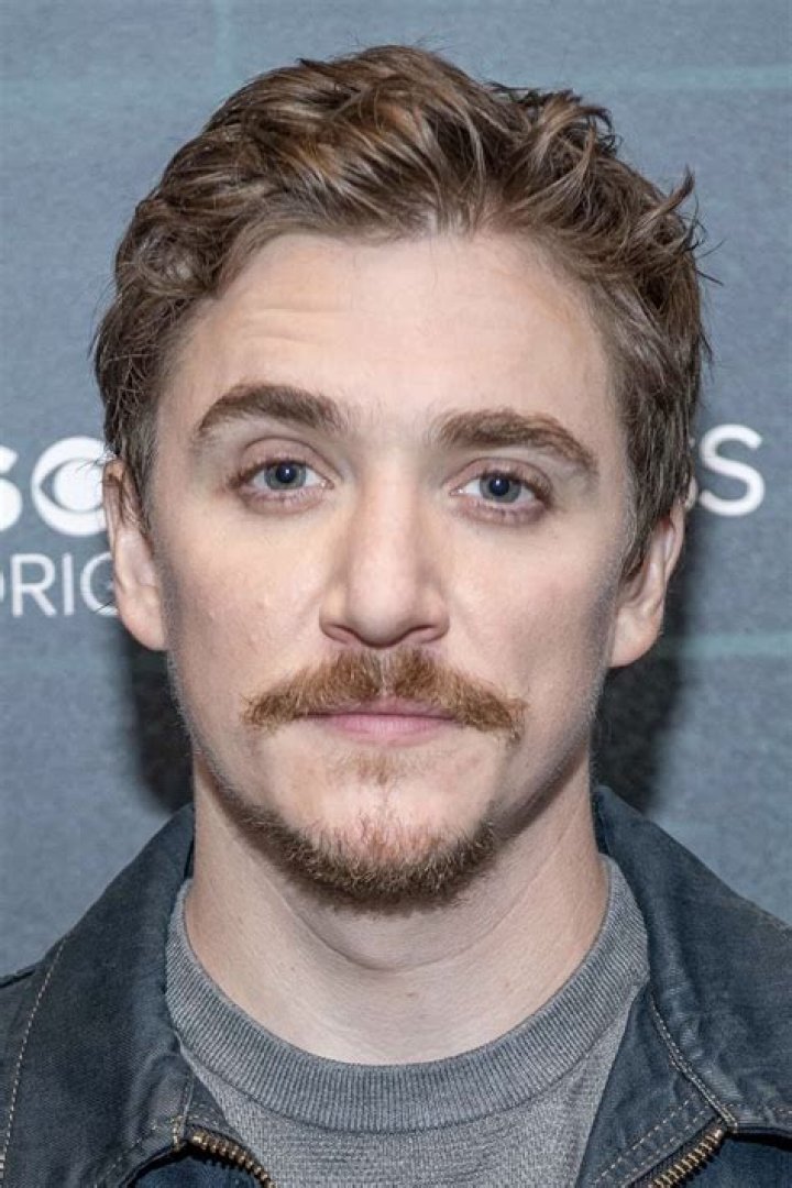 Kyle Gallner- Wiki, Age, Girlfriend, Ethnicity, Net Worth, Height, Career