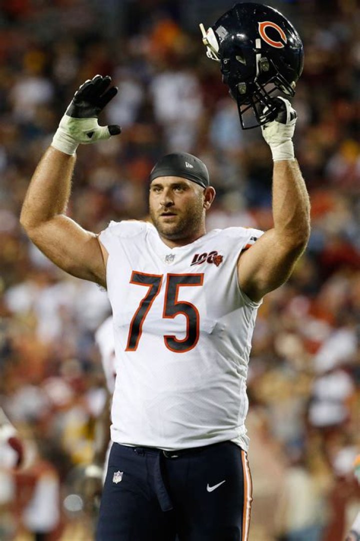 Kyle Long- Net Worth, Age, Girlfriend, Height, Career, Ethnicity