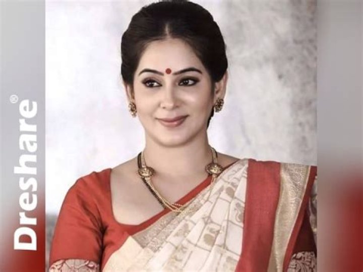 Lakshmi Vasudevan- Wiki, Age, Height, Net Worth, Husband, Ethnicity, Career