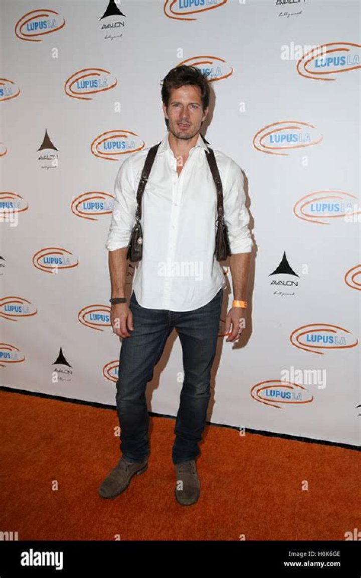 Lane Carlson- Wiki, Age, Height, Net Worth, Girlfriend, Ethnicity