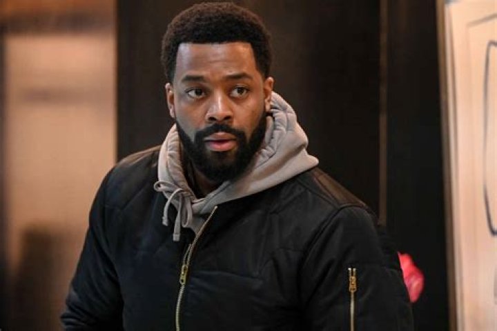 Who is LaRoyce Hawkins? Wiki, Age, Height, Net Worth, Wife, Marriage