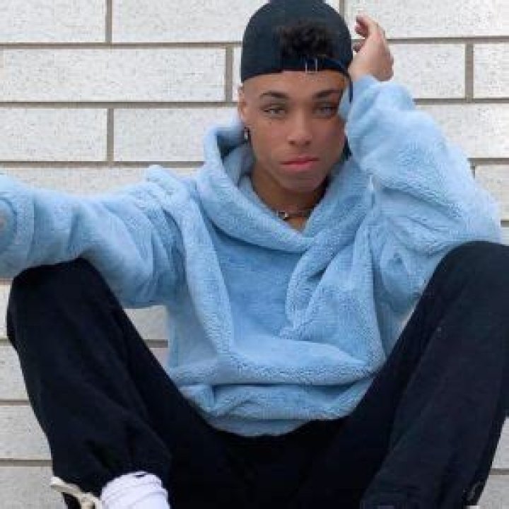 Larray Explicitly Rants About ‘Hype House’ Netflix Show