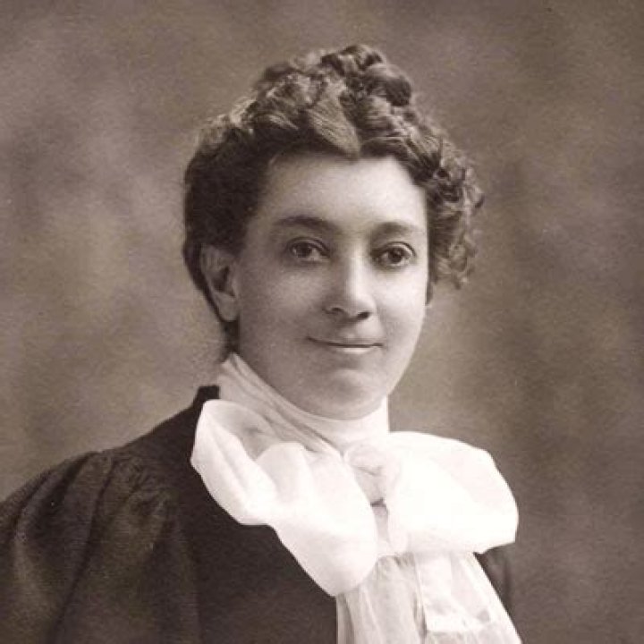 Laura Mendez- Age, Height, Boyfriend, Net Worth, Ethnicity