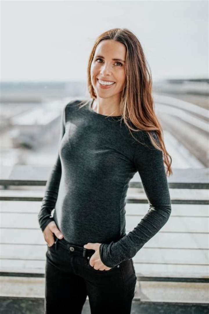 Lauren Bohlander- Wiki, Age, Ethnicity, Husband, Marriage, Net Worth