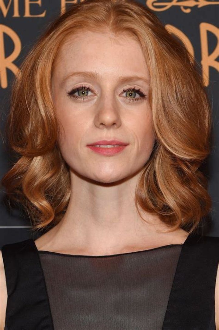 Lauren McCrostie- Wiki, Age, Height, Net Worth, Boyfriend, Ethnicity