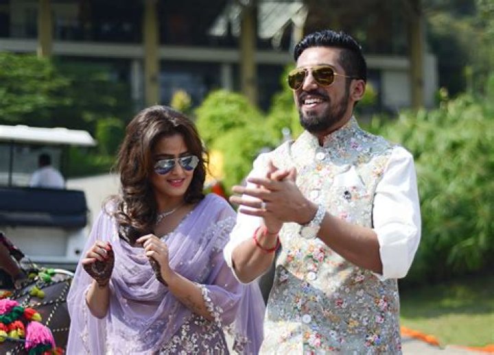 Lavesh Khairajani- Net Worth, Ethnicity, Girlfriend, Height, Career