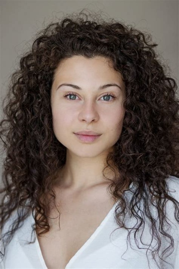 Leah Minto- Wiki, Age, Height, Net Worth, Boyfriend, Ethnicity