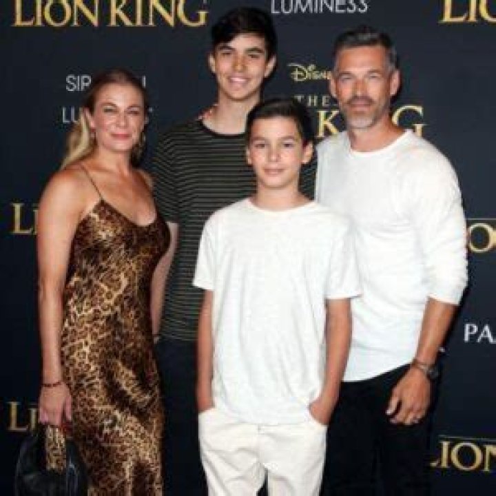 Leann Rimes Children: How Many Kids Does She Have? Married Life And Net Worth