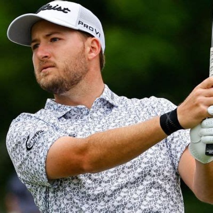 Lee Hodges Age: How Old Is He? Wiki And Relationship