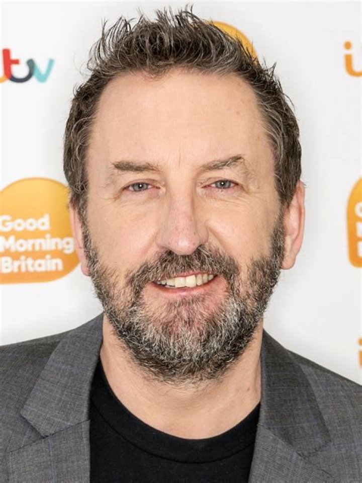 Lee Mack- Wiki, Age, Height, Net Worth, Wife, Ethnicity