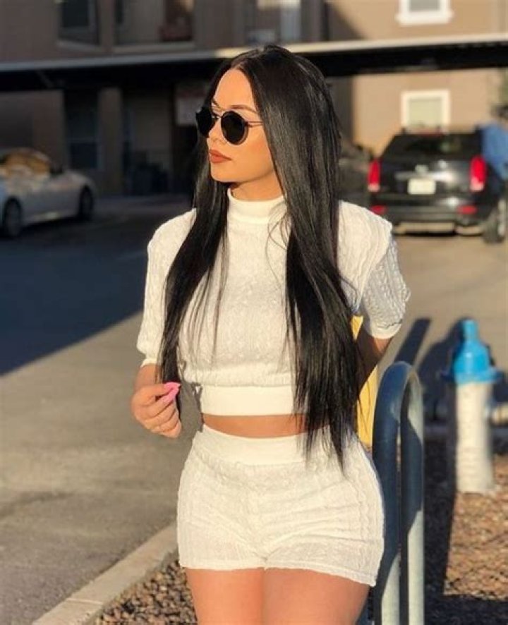 LeeexLieee- Net worth, Age, Bio, Height, Weight, Boyfriend, Ethnicity, Career