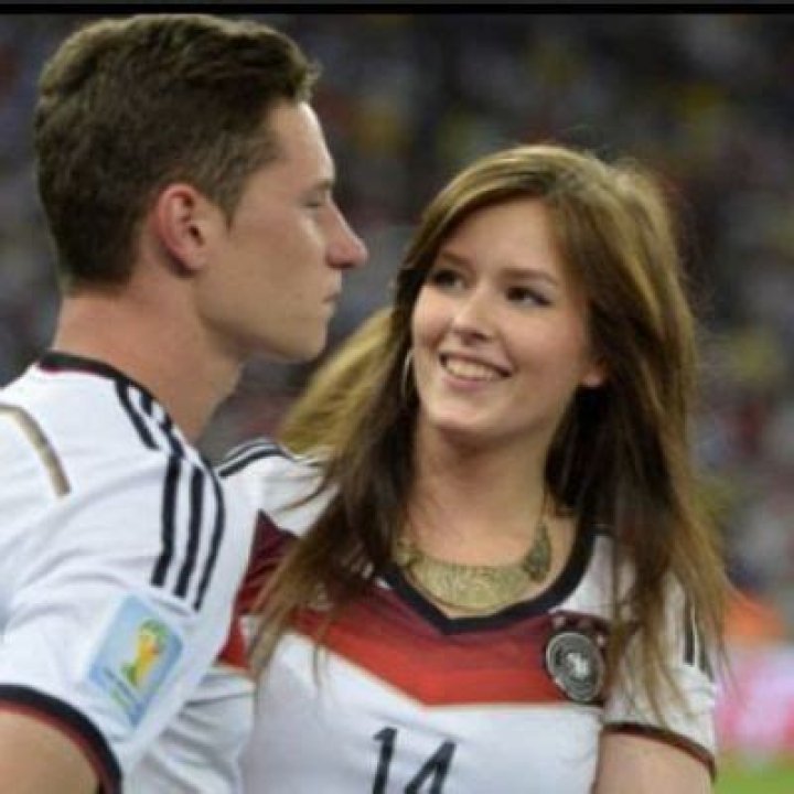 Lena Stiffel- All About Julian Draxler Ex- Girlfriend