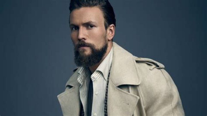 Leo Suter – Wiki, Age, Height, Net Worth, Girlfriend, Dating