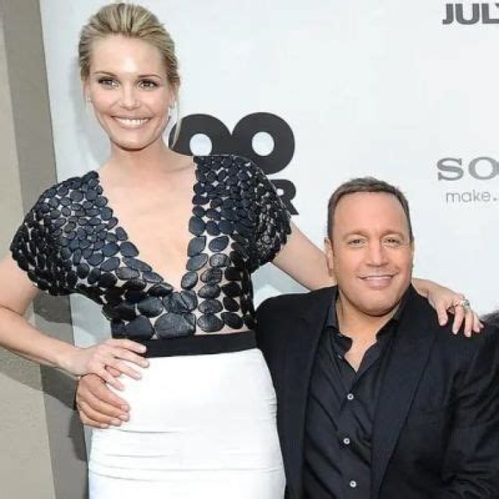 Leslie Knipfing- All About The Sister Of Kevin James