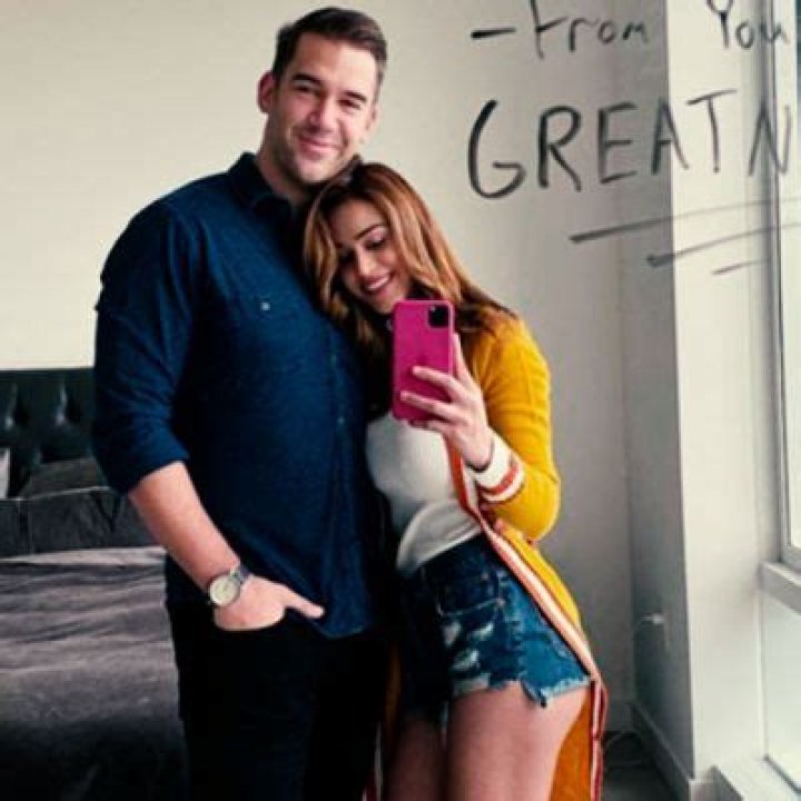 Lewis Howes, The Host Of The Podcast, And His Girlfriend Yanet Garcia Have Moved In Together