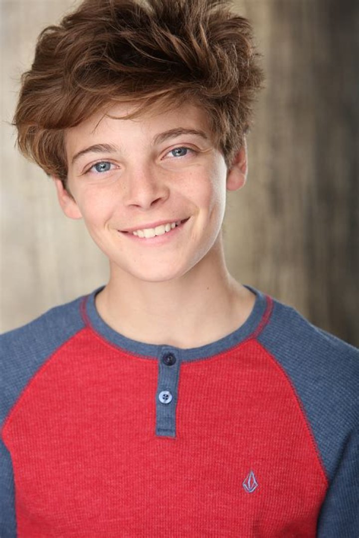 Lincoln Jolly- Wiki, Age, Height, Net Worth, Boyfriend, Ethnicity