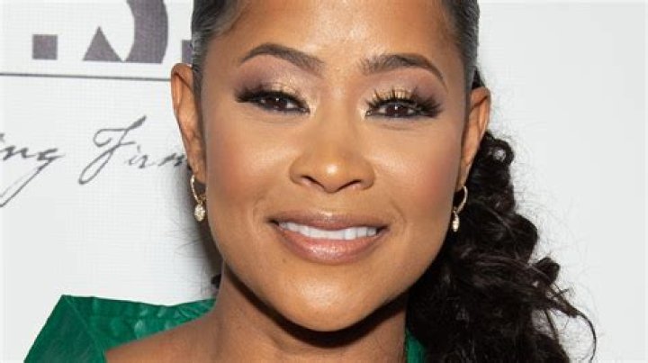 Lisa Wu- Wiki, Age, Height, Net Worth, Husband, Ethnicity