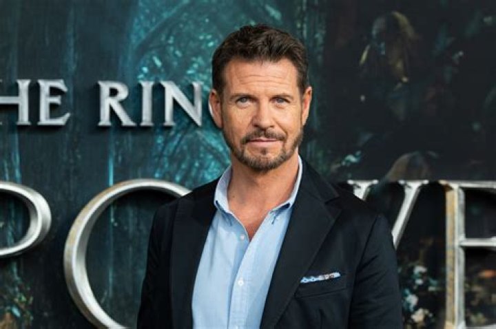 Lloyd Owen- Wiki, Age, Height, Net Worth, Wife, Marriage