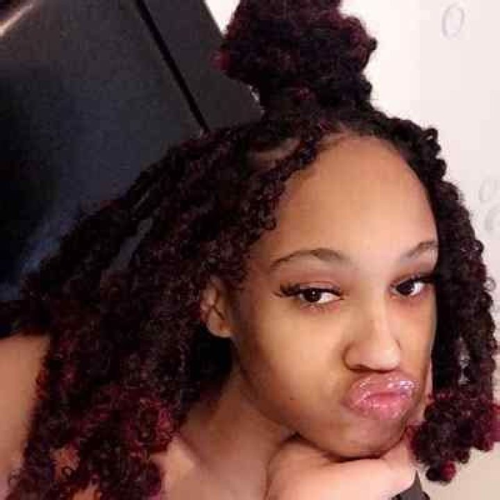 Loco Laii- Net Worth, Bio, Age, Boyfriend, Height, Nationality, Career