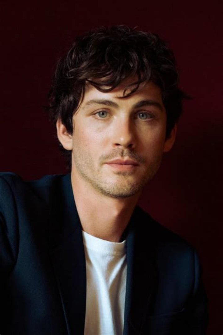 Logan Lerma- Net Worth, Bio, Age, Height, Girlfriend, Ethnicity, Career