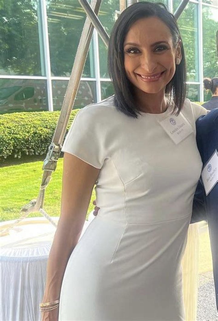 Lourdes Duarte- Biography, Age, Height, Net Worth, Husband, Marriage