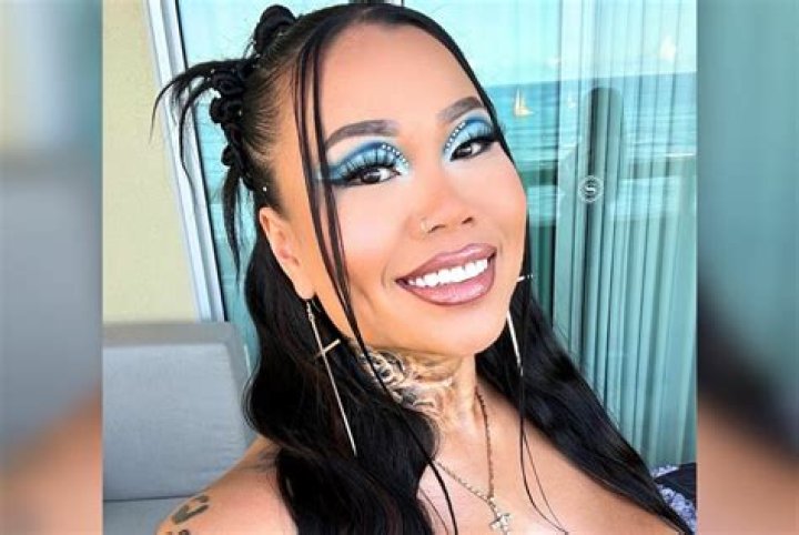 Lovely Mimi- Bio, Wiki, Age, Height, Weight, Net Worth, Relationship