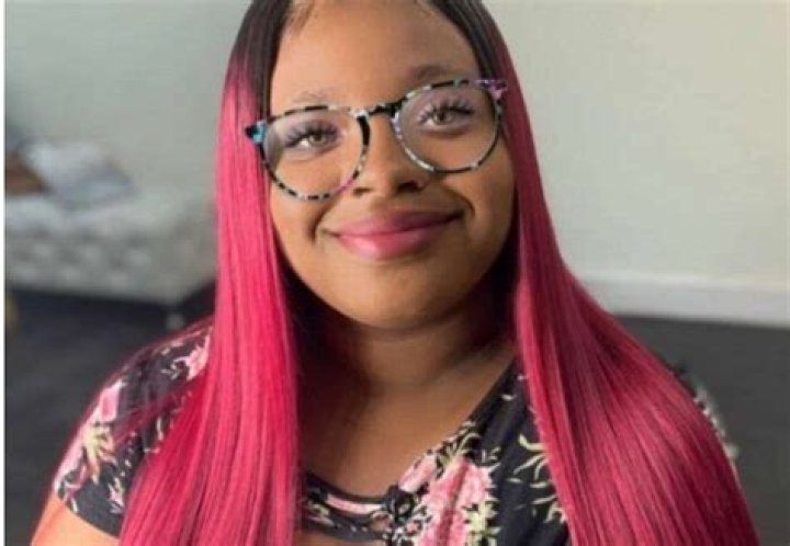 Lovely Peaches- Age, Height, Boyfriend, Net Worth, Ethnicity