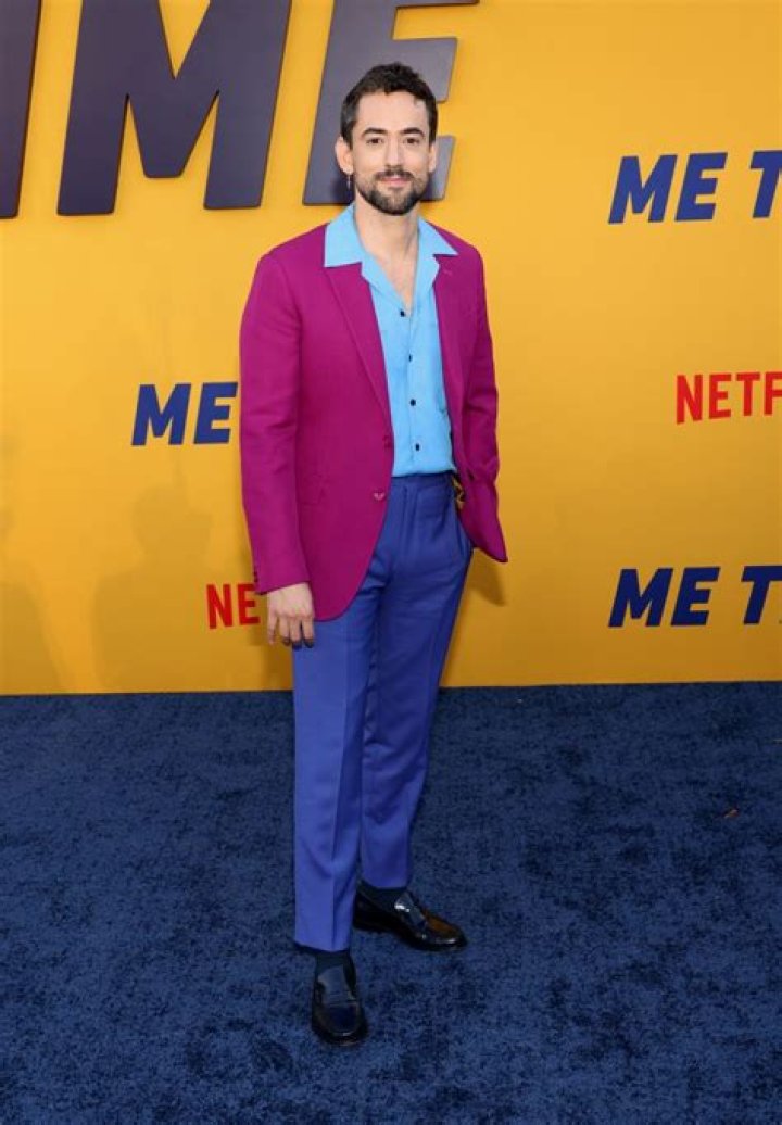 
Luis Gerardo Méndez- Wiki, Age, Height, Net Worth, Girlfriend, Ethnicity	