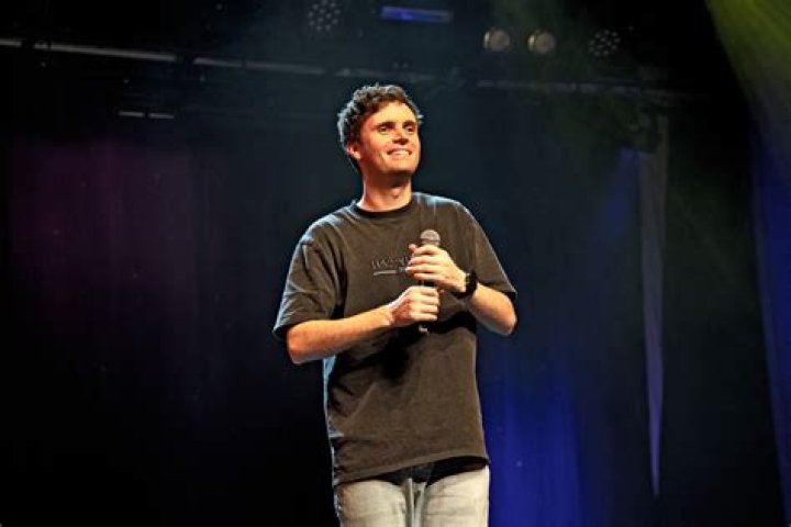 Luke Kidgell- Wiki, Age, Height, Girlfriend, Net Worth, Ethnicity