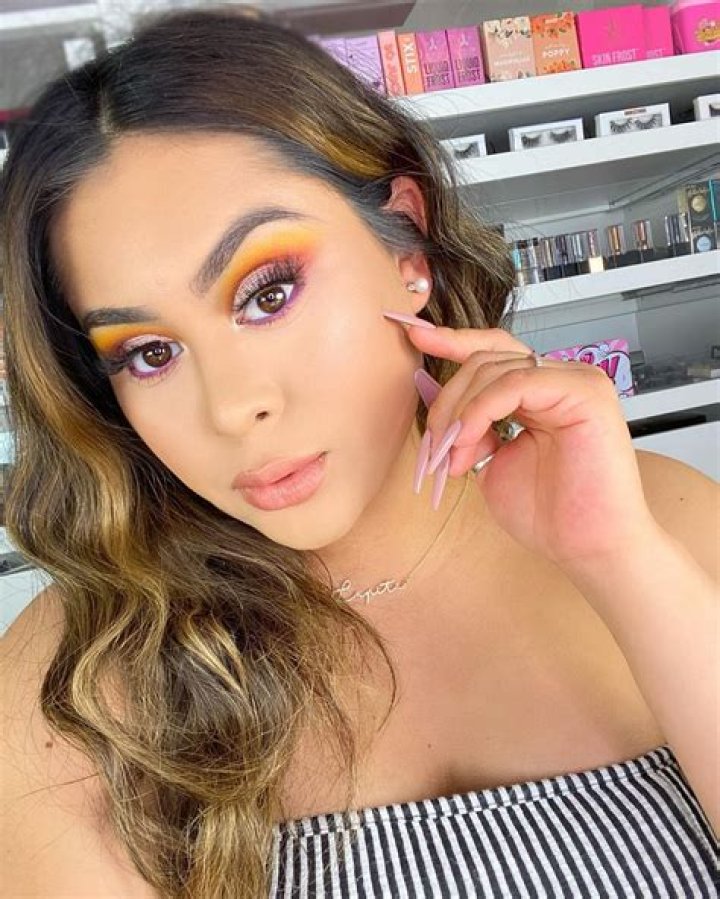 Lupita Arellanos – Wiki, Age, Height, Net Worth, Husband, Career