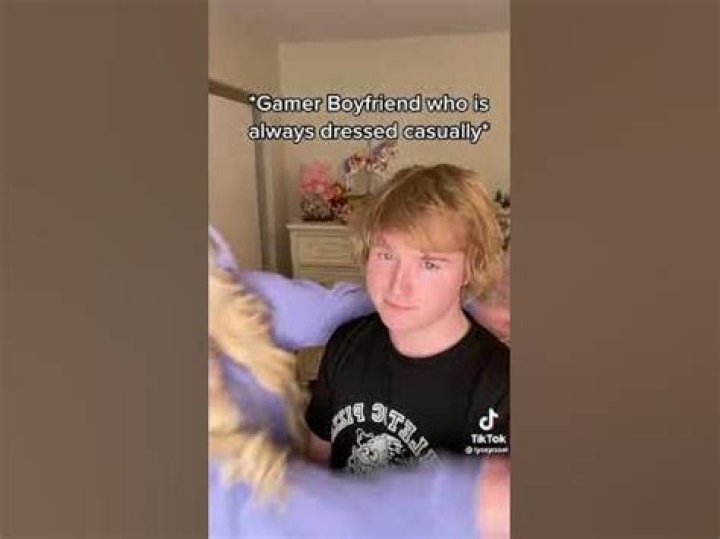 
Lyssy Noel- Net Worth, Bio, Age, Boyfriend, Height, Instagram, Career	