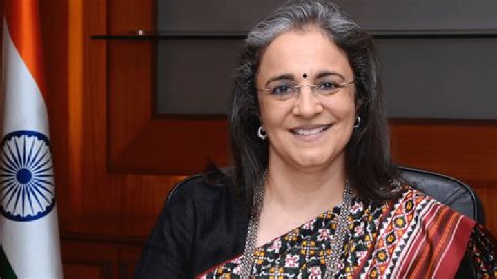 Madhabi Puri Buch- Wiki, Age, Height, Net Worth, Husband, Ethnicity