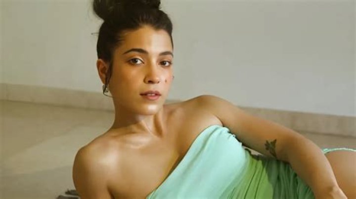 Madhyama Segal- Wiki, Age, Height, Net Worth, Boyfriend, Ethnicity