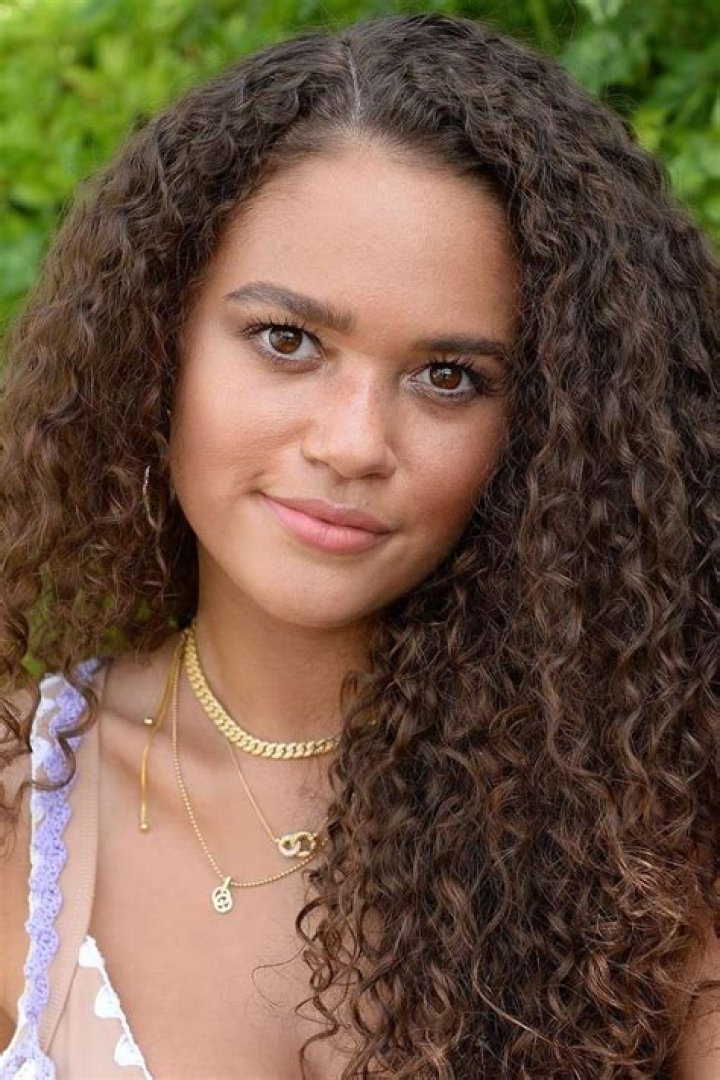Madison Pettis- Wiki, Age, Height, Net Worth, Boyfriend, Dating