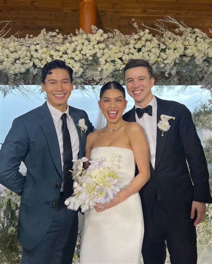 Maine Mendoza Got Engaged With Arjo Atayde