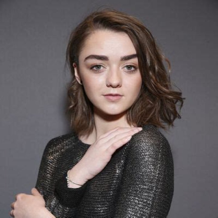 Maisie Williams Opened About Her Traumatic Relationship With Her Father